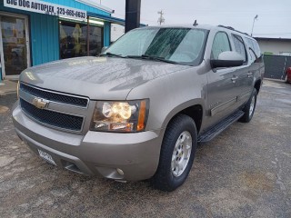 Image for 2009 Chevrolet Suburban LT ID: 7244043