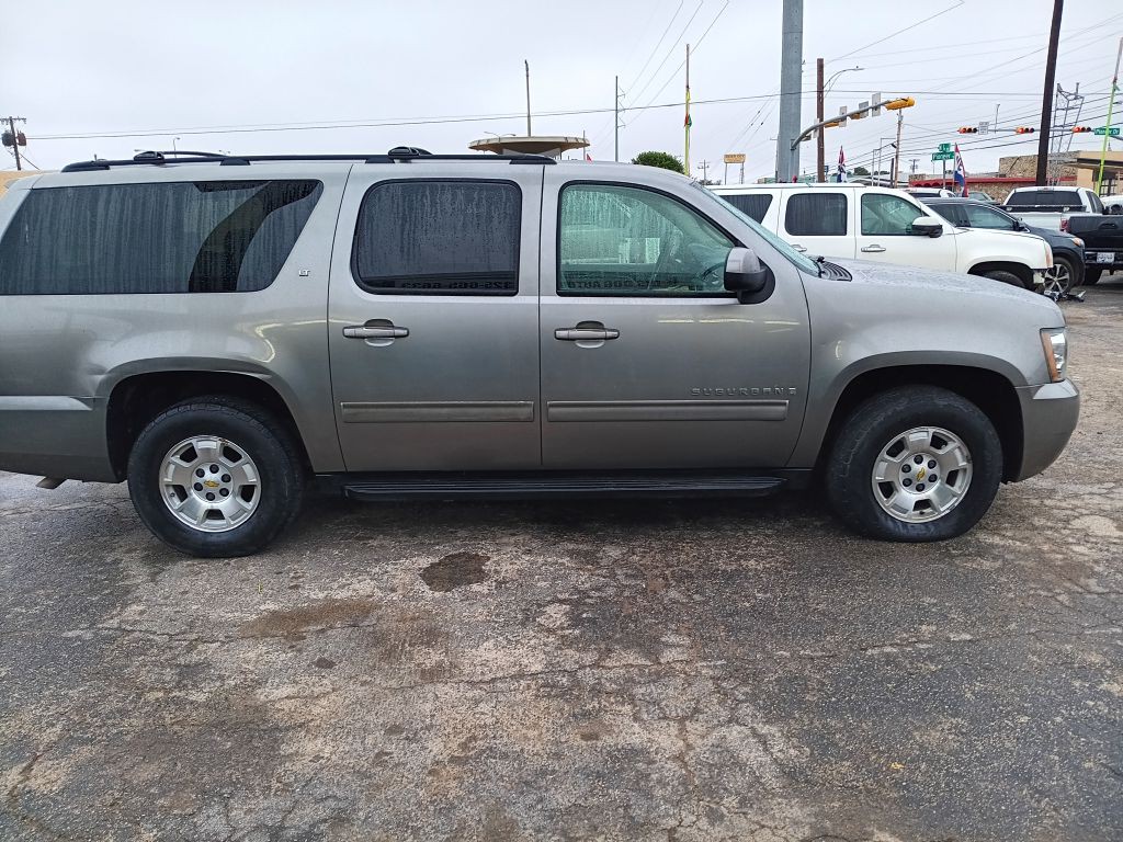 2009 Chevrolet Suburban Image 5