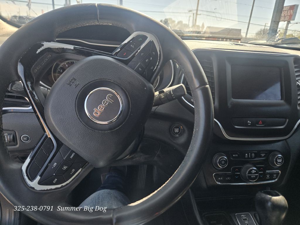 2020 Jeep Cherokee Image 8