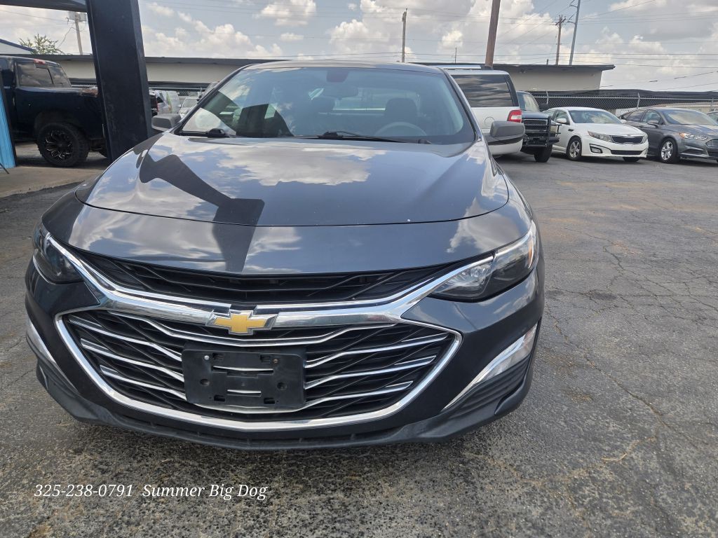 2019 Chevrolet Malibu Image 3