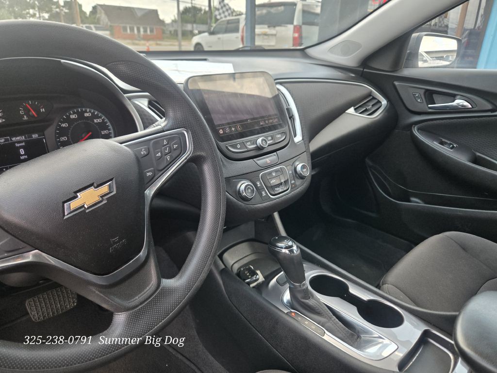 2019 Chevrolet Malibu Image 8