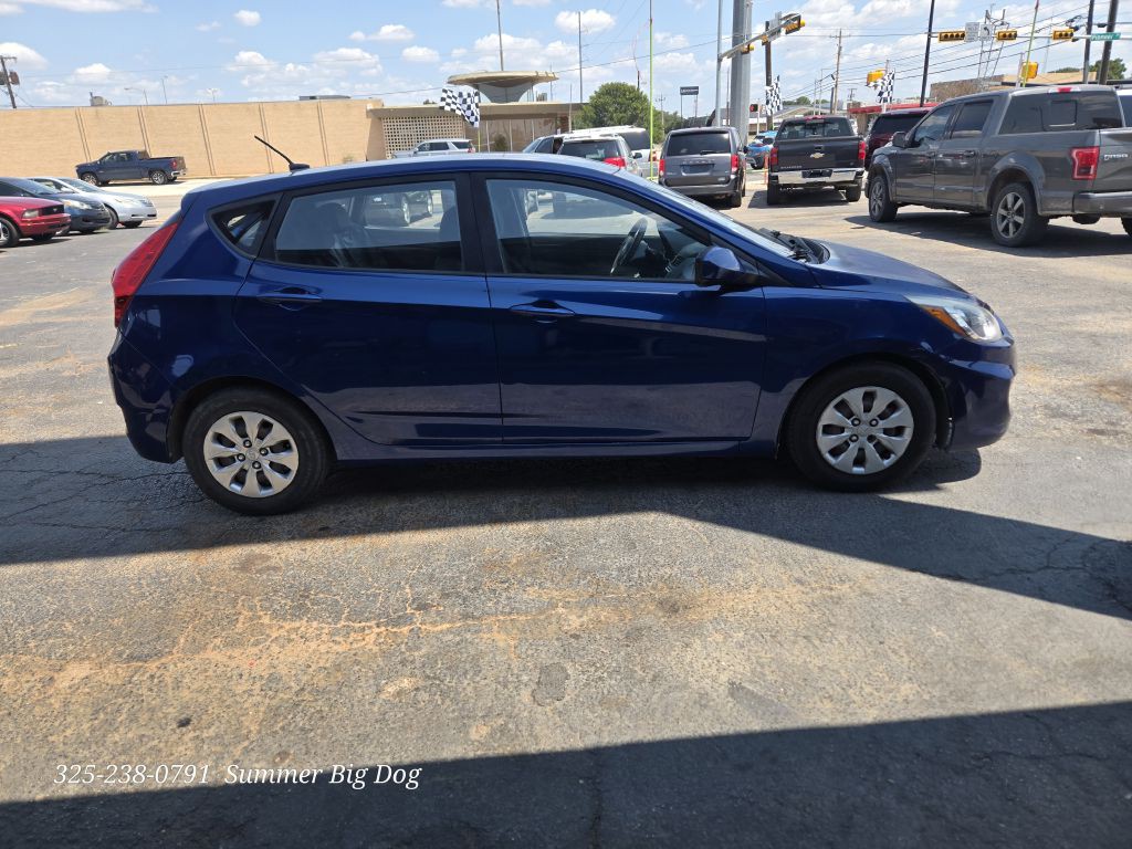2016 Hyundai Accent Image 5
