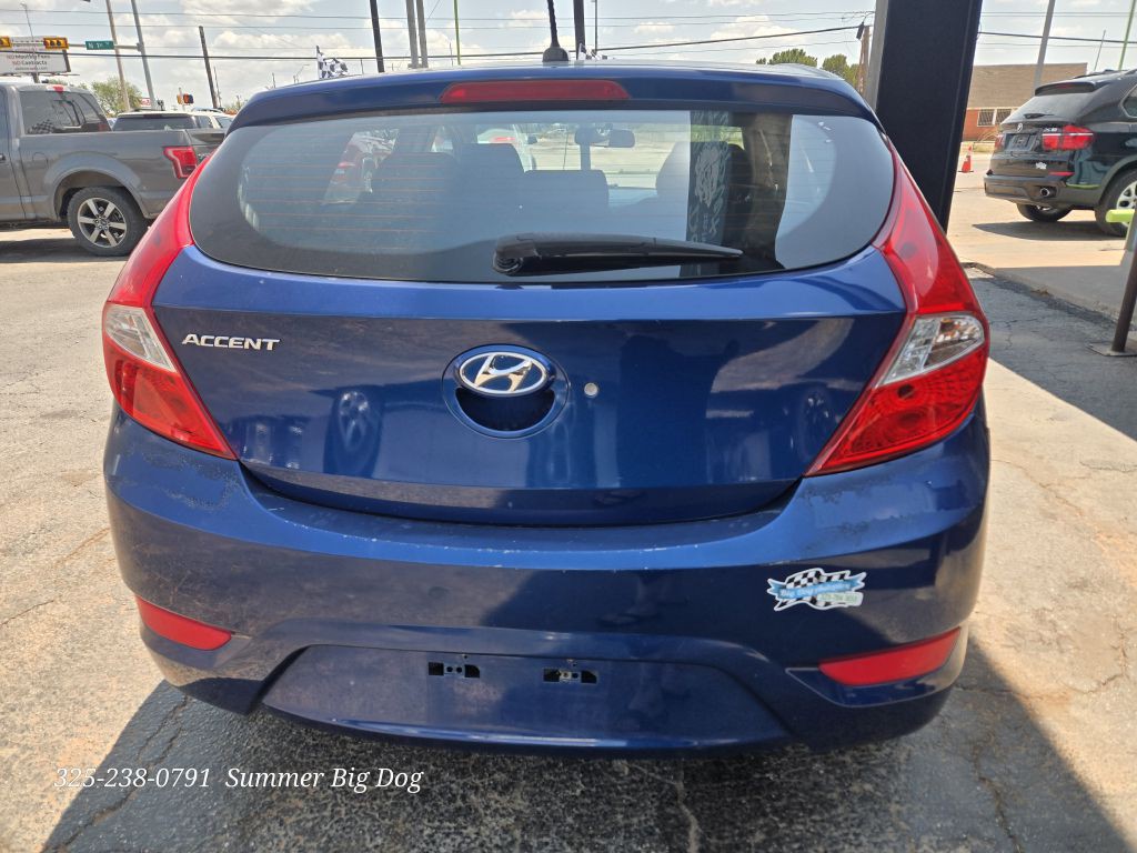 2016 Hyundai Accent Image 6
