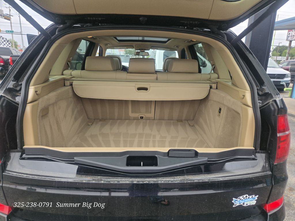 2013 BMW X5 Image 12