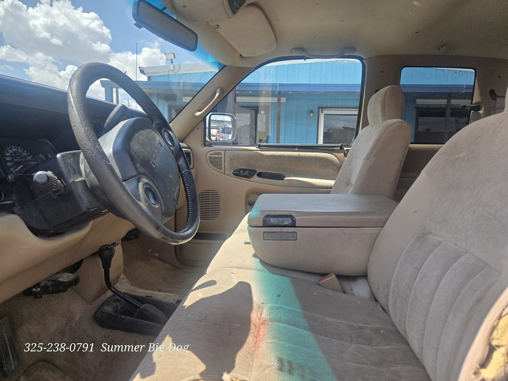 1997 Dodge Ram 2500 Image 8
