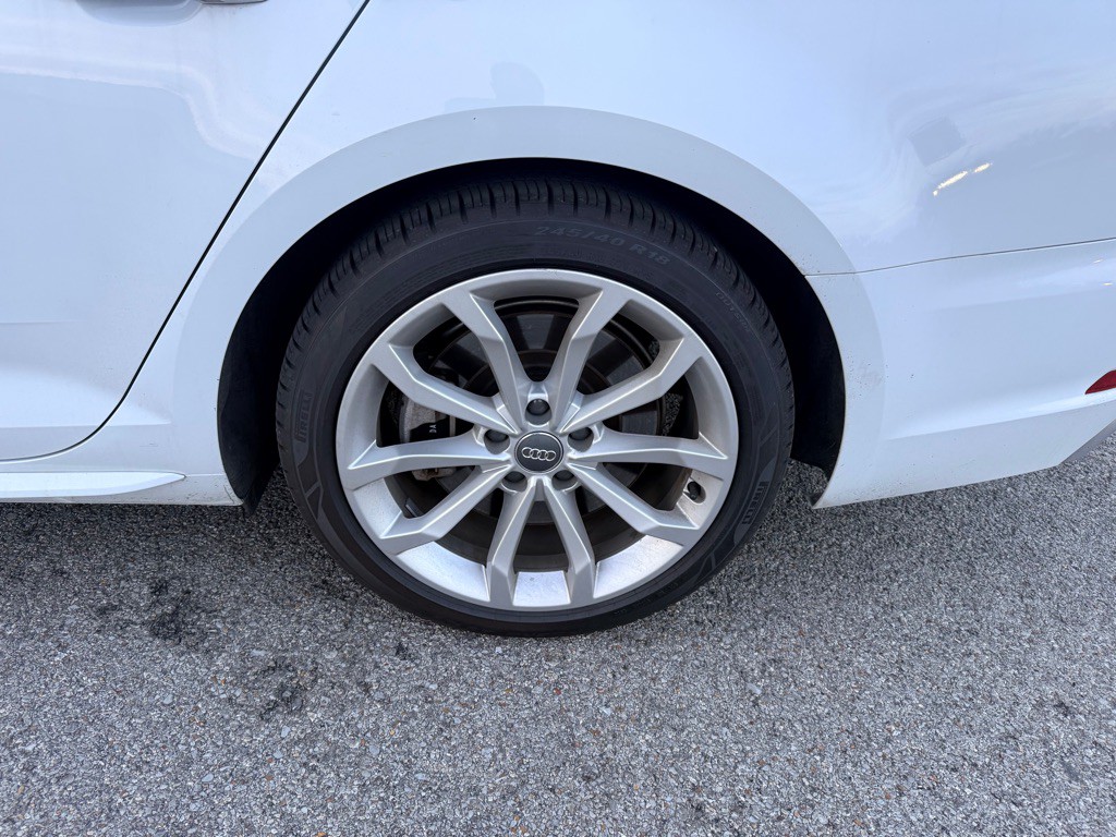 2019 Audi A4 Image 10