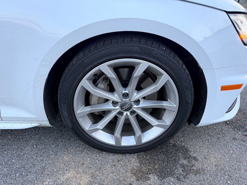 2019 Audi A4 Image 12