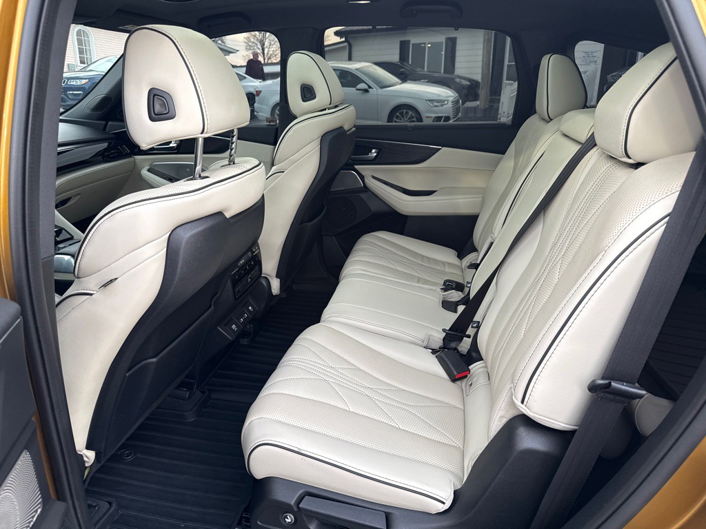 2022 Acura MDX Image 12