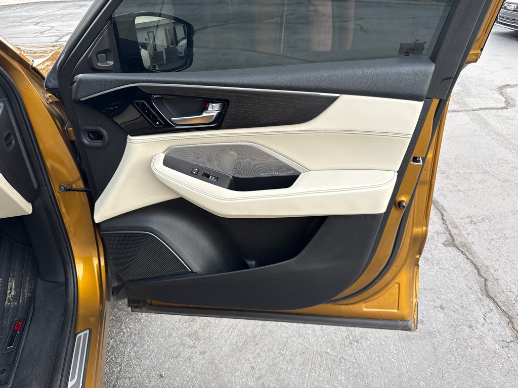 2022 Acura MDX Image 28