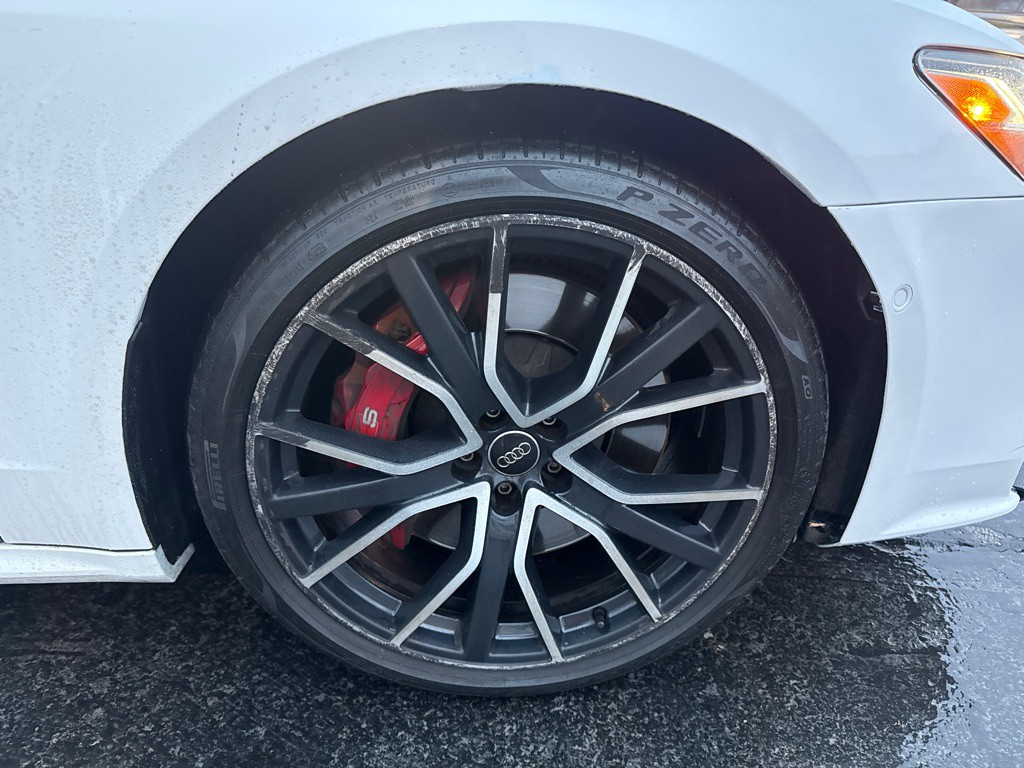 2021 Audi S7 Image 13