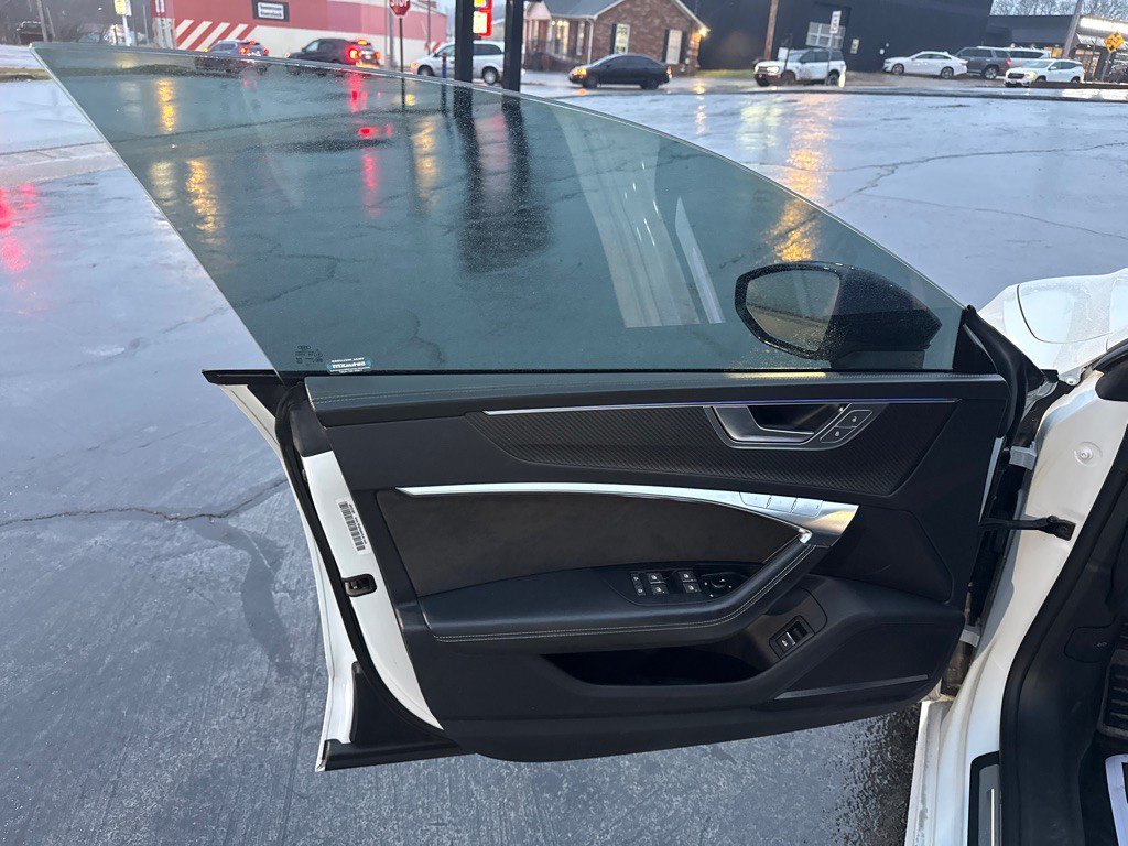 2021 Audi S7 Image 16