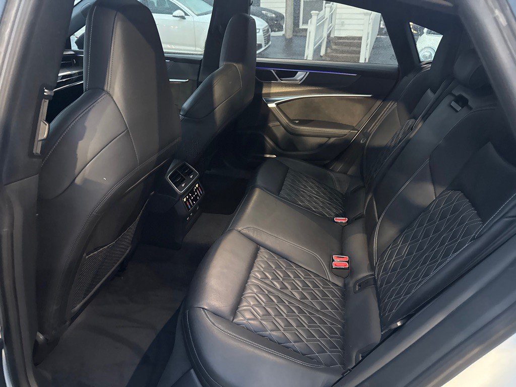 2021 Audi S7 Image 17