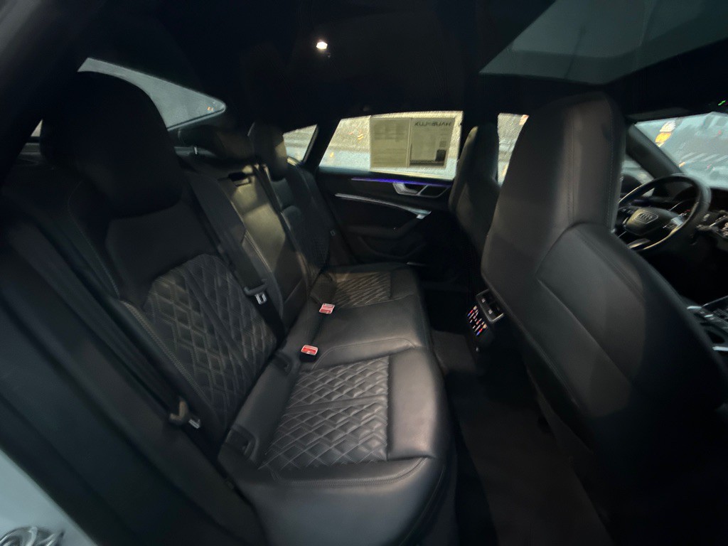 2021 Audi S7 Image 23