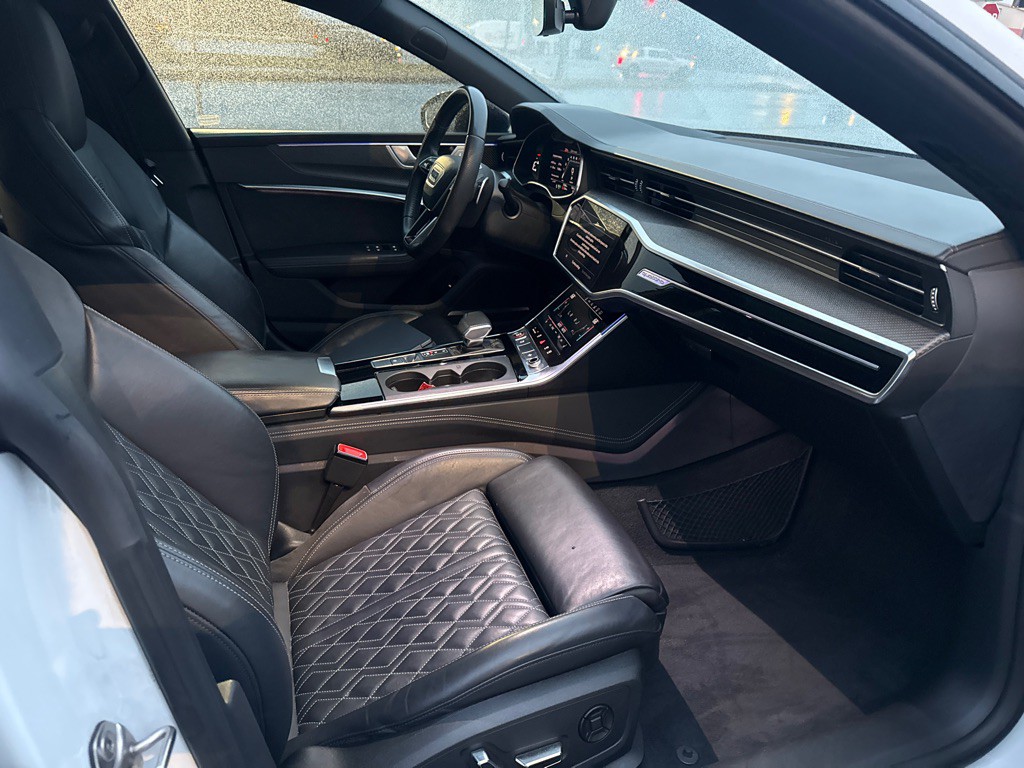 2021 Audi S7 Image 25