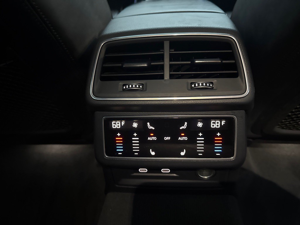 2021 Audi S7 Image 28