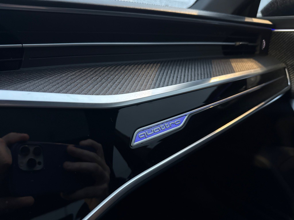 2021 Audi S7 Image 32