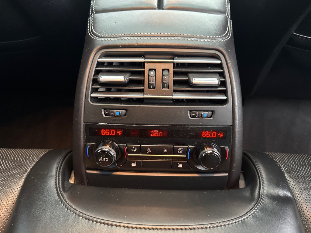 2014 BMW 6 Series Image 25