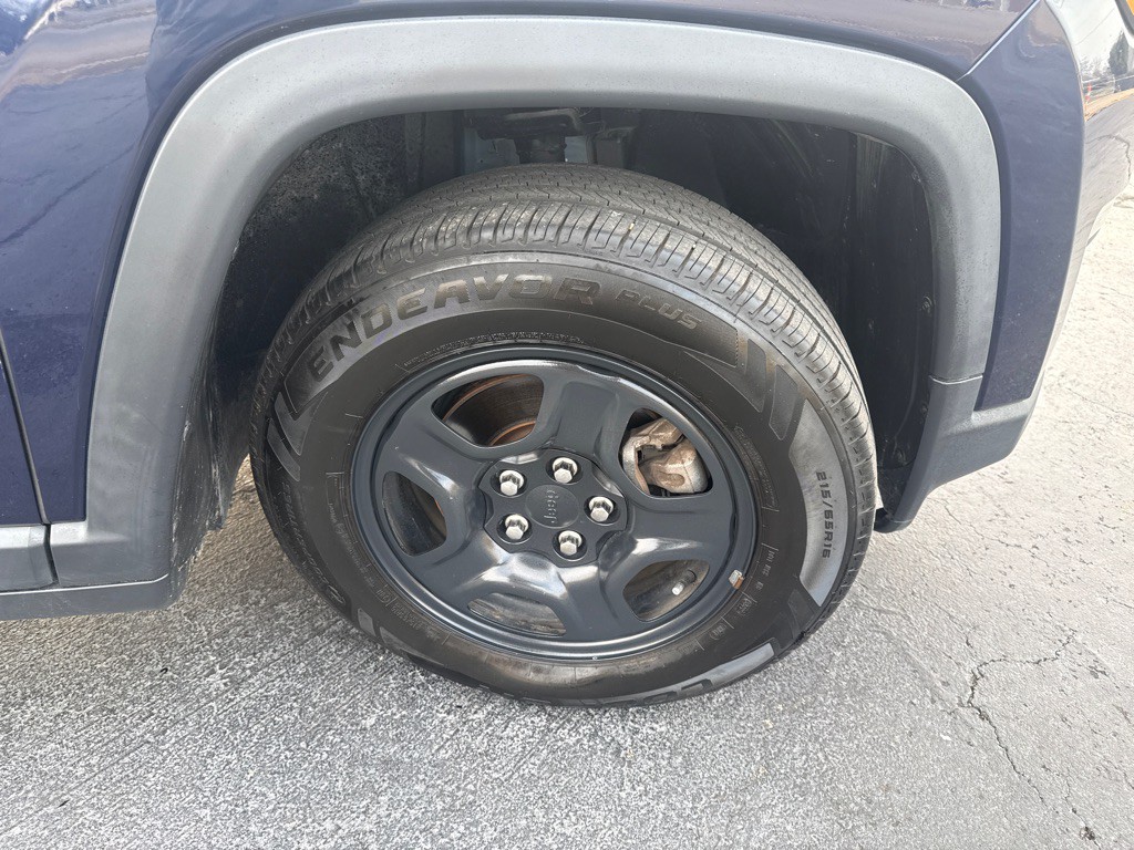 2018 Jeep Compass Image 12