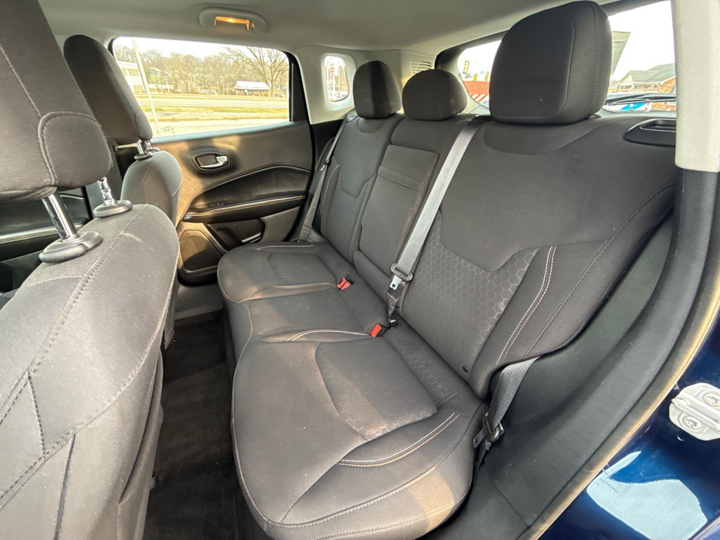 2018 Jeep Compass Image 17