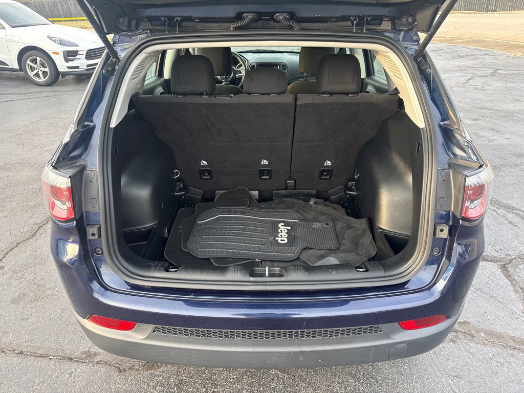 2018 Jeep Compass Image 19