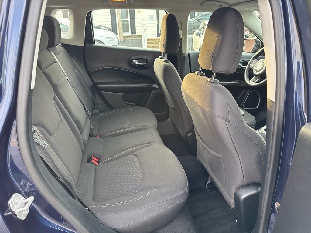 2018 Jeep Compass Image 20