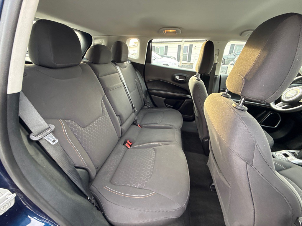 2018 Jeep Compass Image 21