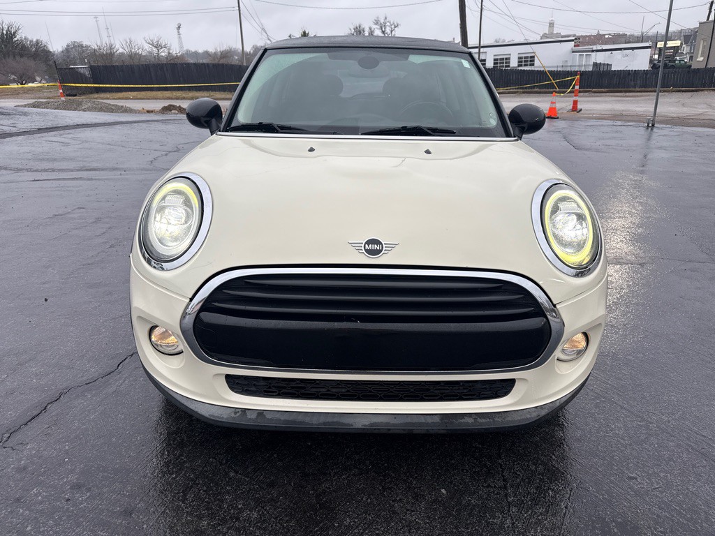 2019 MINI Cooper Image 8