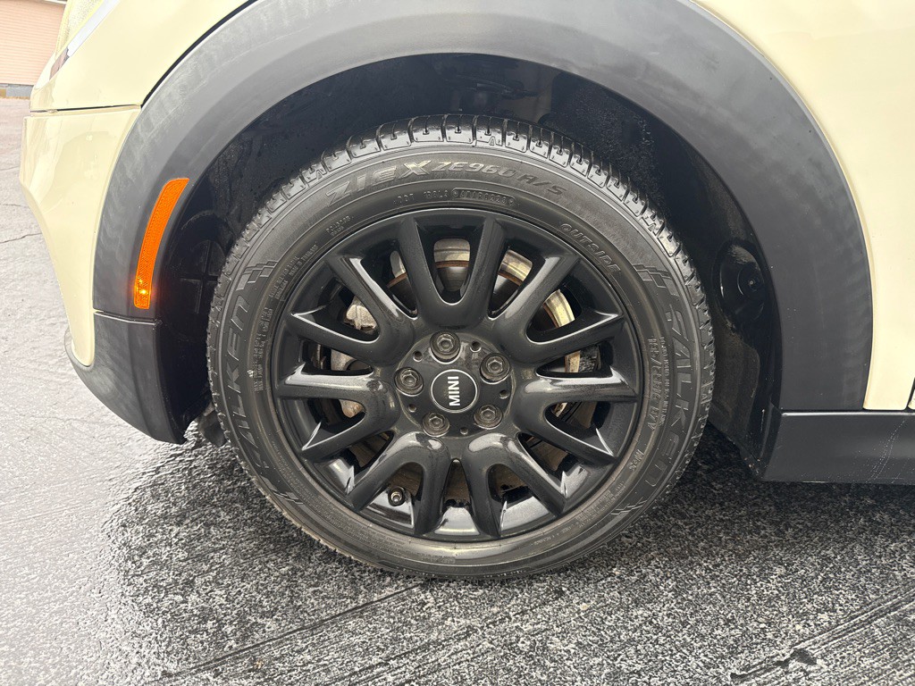 2019 MINI Cooper Image 9