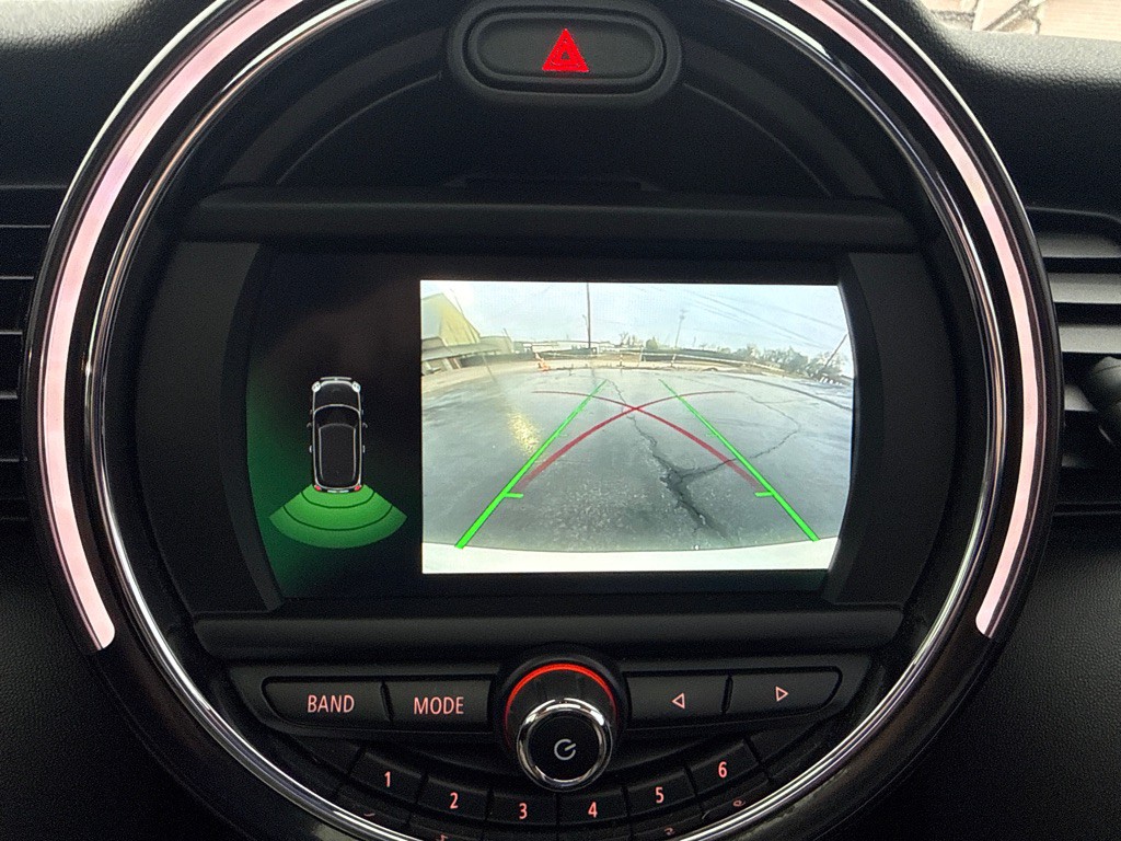 2019 MINI Cooper Image 22