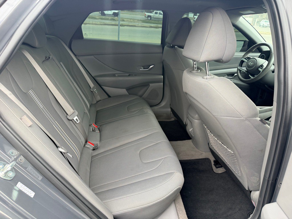 2024 Hyundai Elantra Image 19