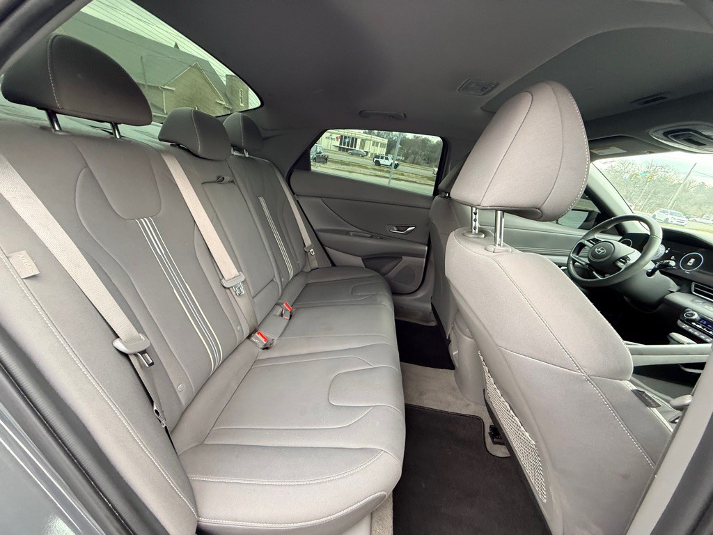2024 Hyundai Elantra Image 20