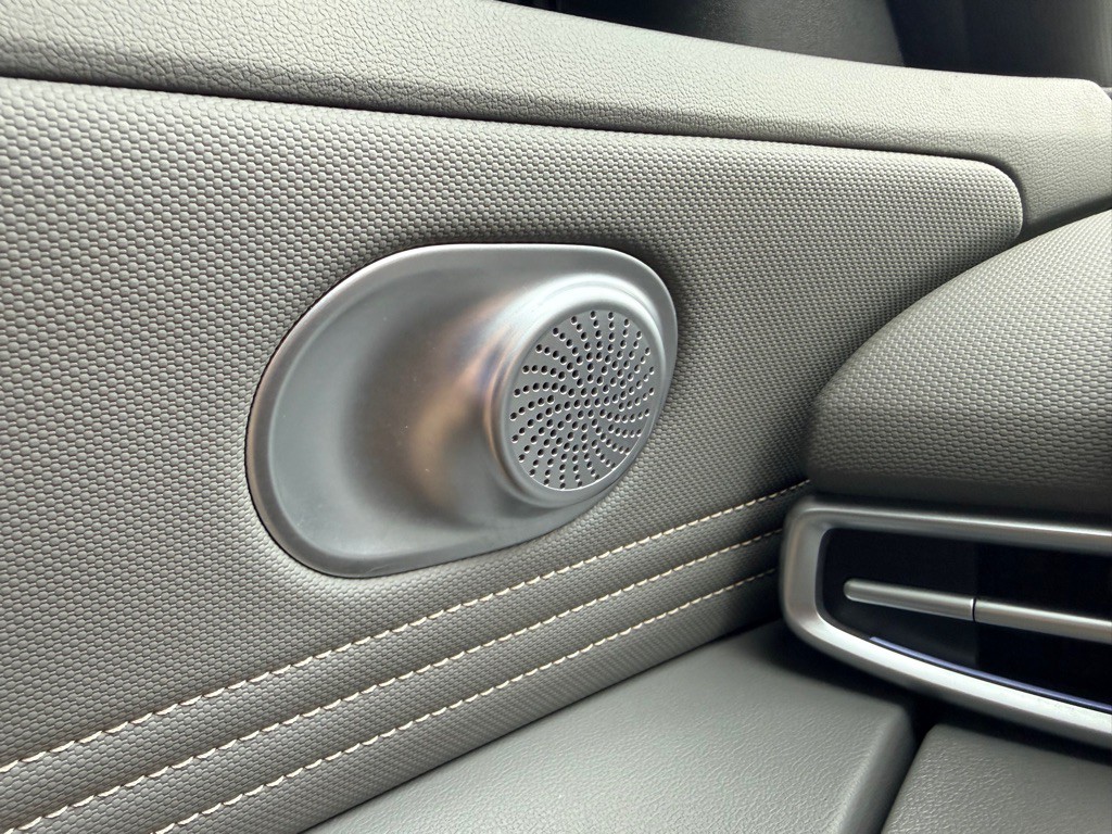 2024 Hyundai Elantra Image 36