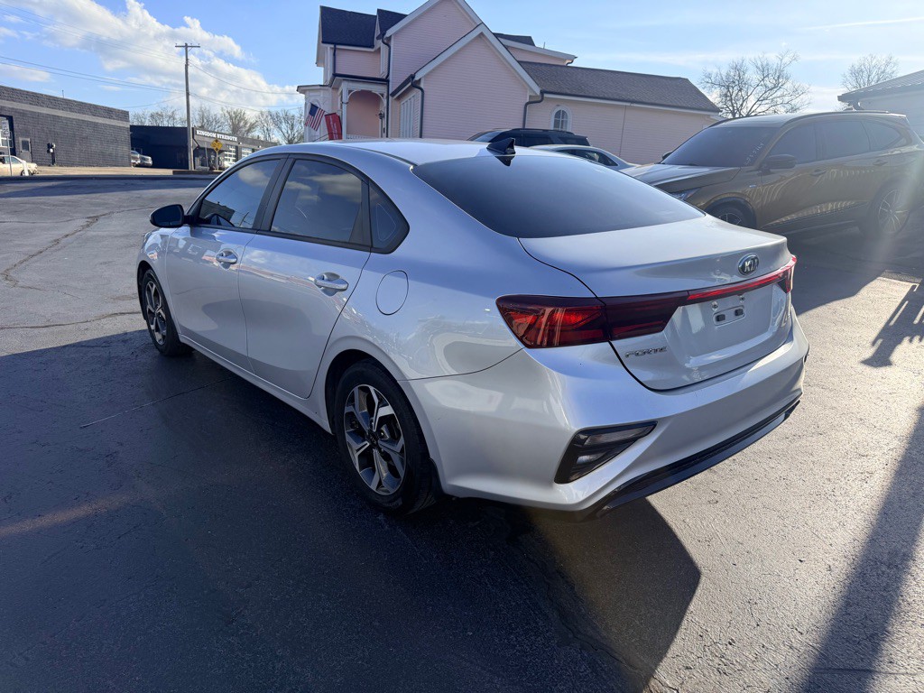 2020 Kia Forte Image 3