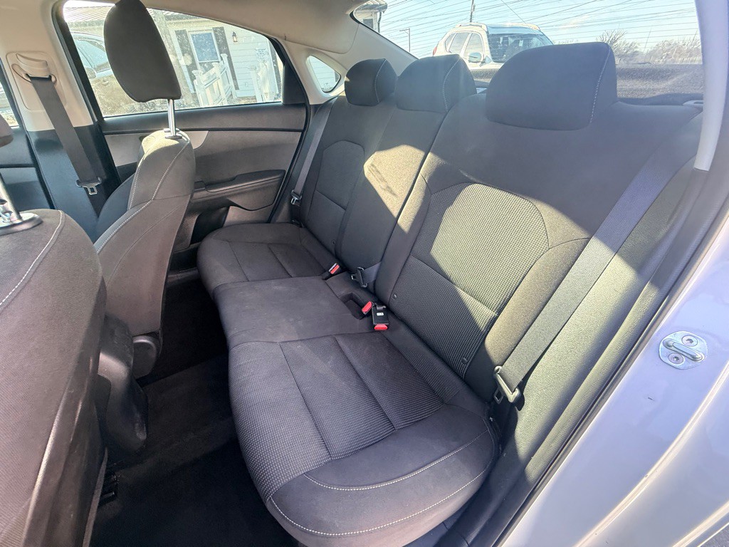 2020 Kia Forte Image 17
