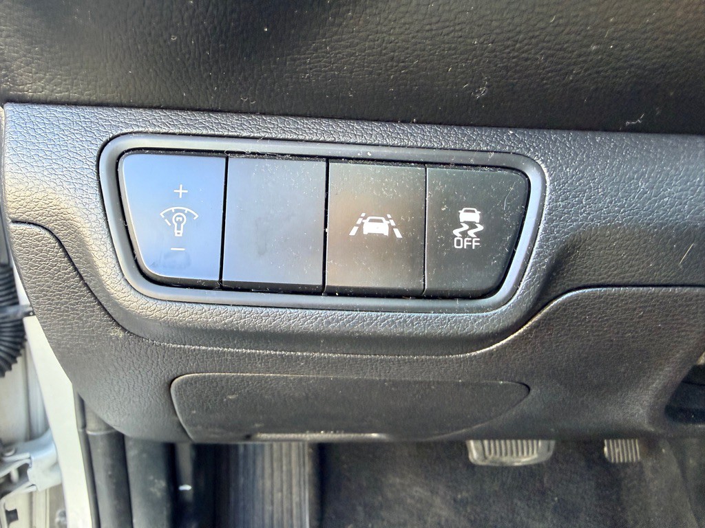 2020 Kia Forte Image 35