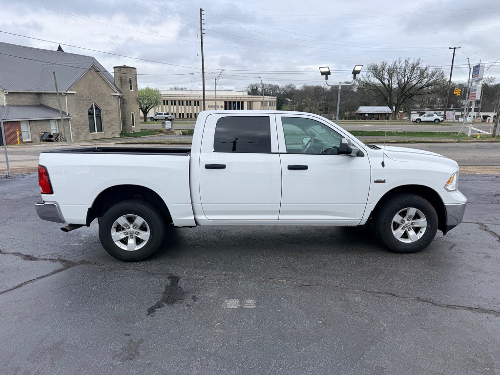 2021 RAM 1500 Image 6