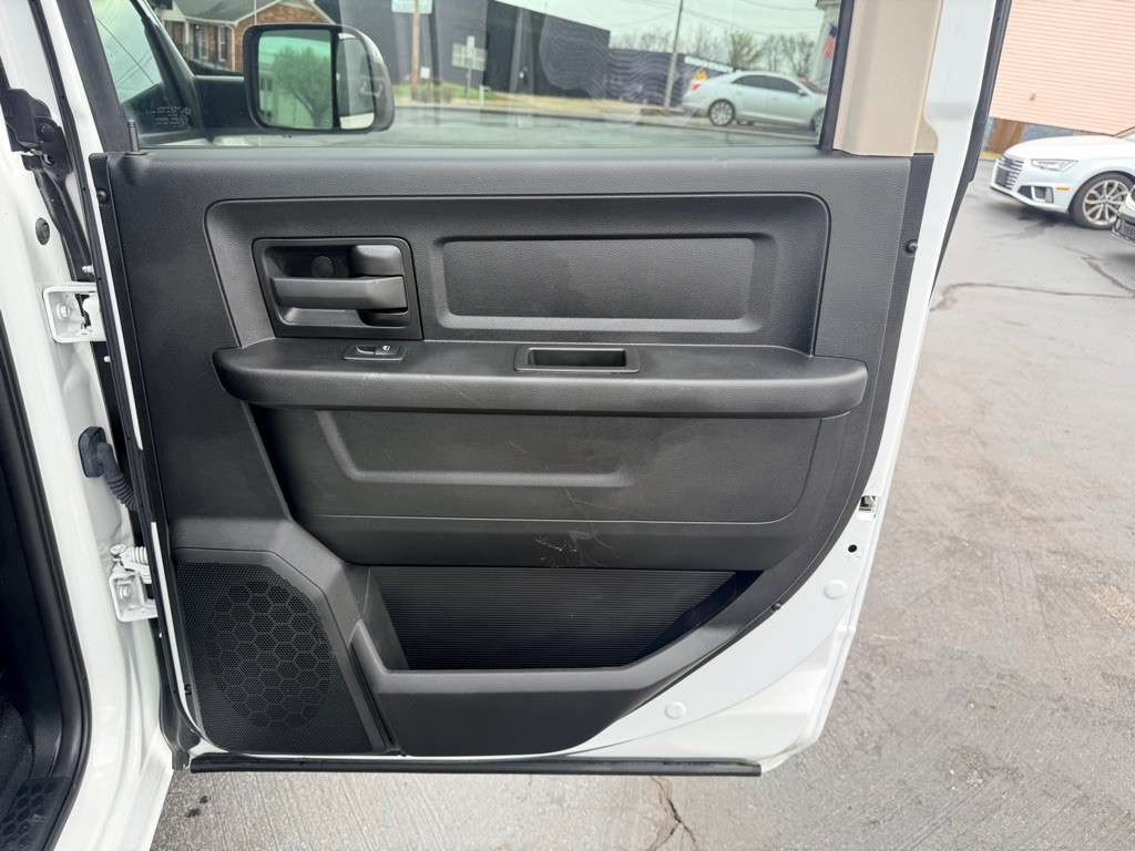 2021 RAM 1500 Image 25