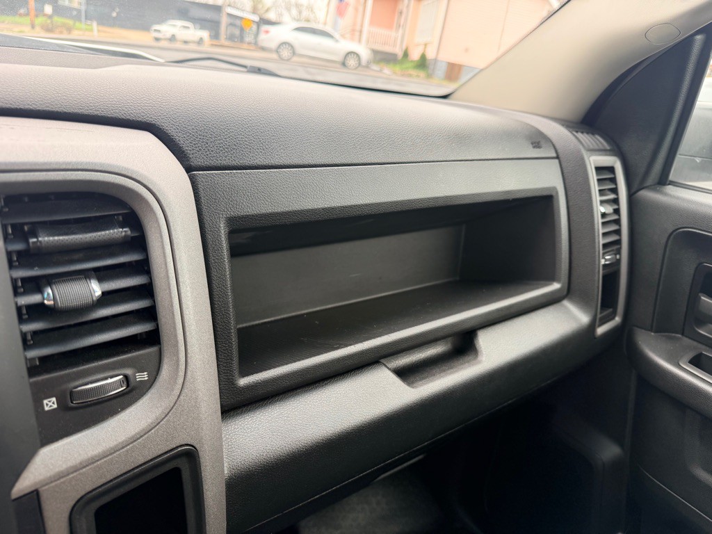 2021 RAM 1500 Image 43