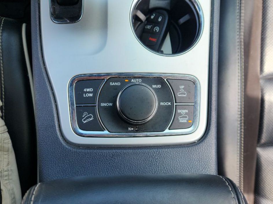 2015 Jeep Grand Cherokee Image 14