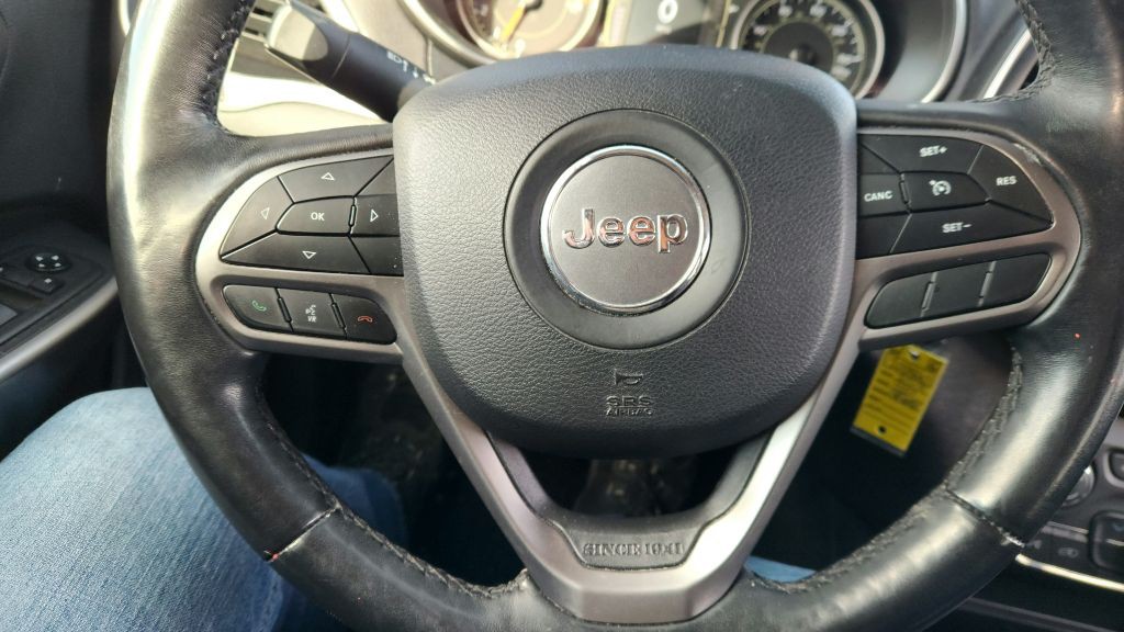 2019 Jeep Cherokee Image 18