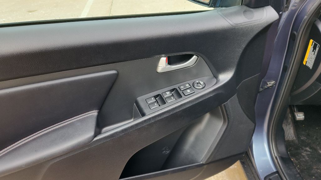 2013 Kia Sportage Image 12