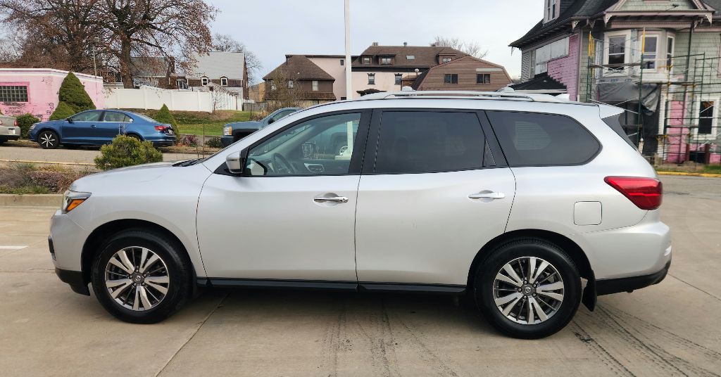 2019 Nissan Pathfinder Image 8