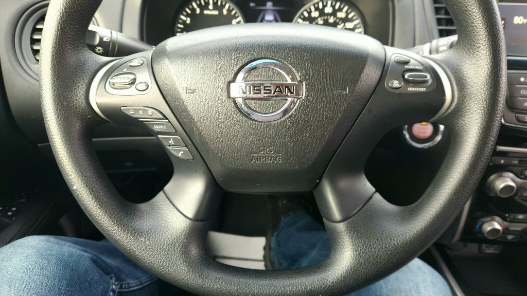 2019 Nissan Pathfinder Image 17
