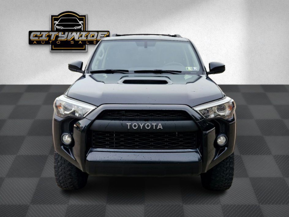 2018 Toyota 4Runner Image 2