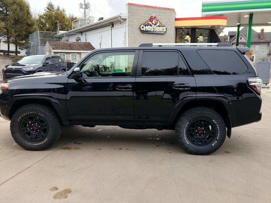 2018 Toyota 4Runner Image 8