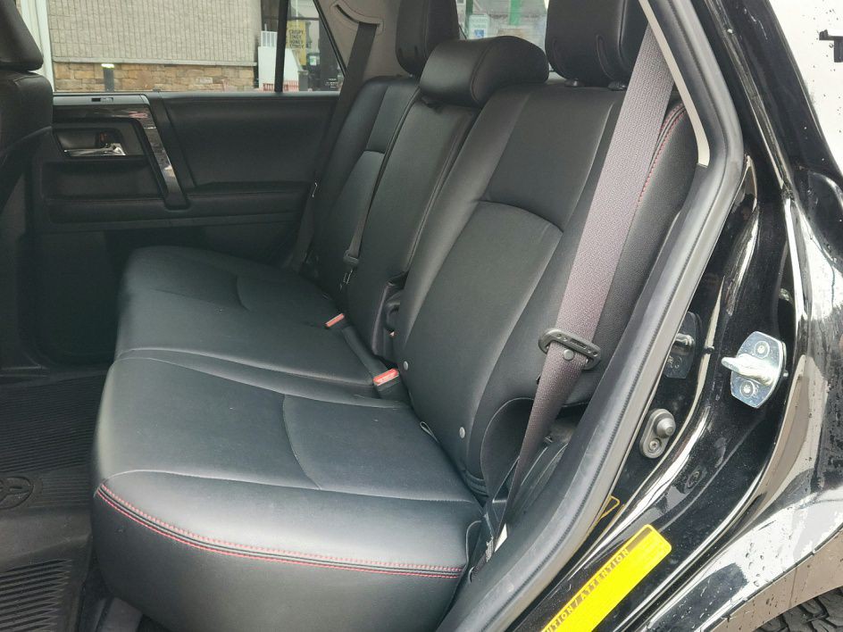 2018 Toyota 4Runner Image 10