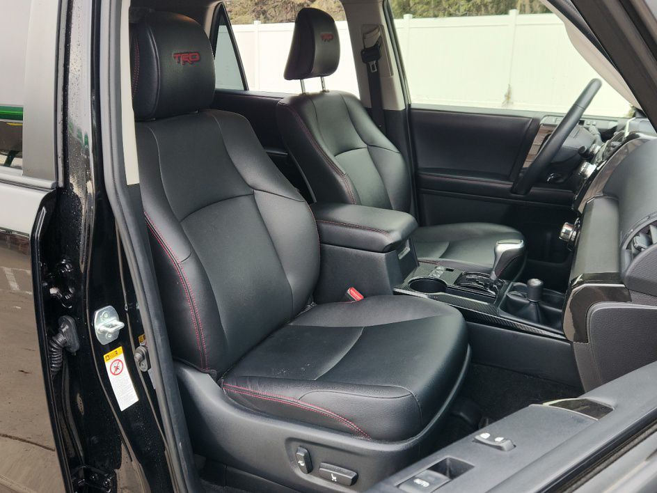 2018 Toyota 4Runner Image 11