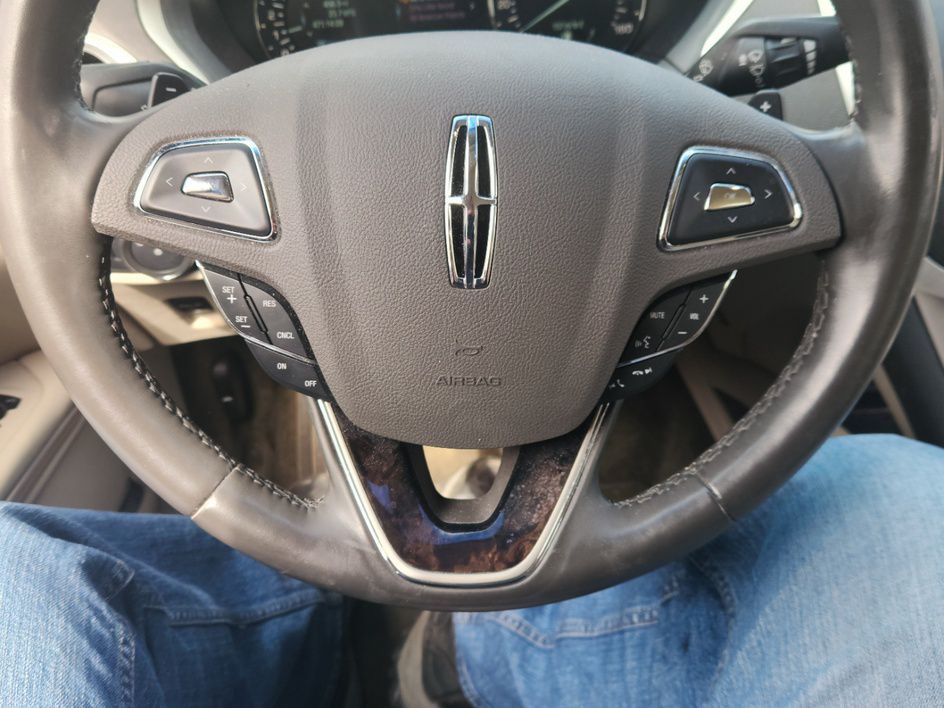 2016 Lincoln MKZ Image 15