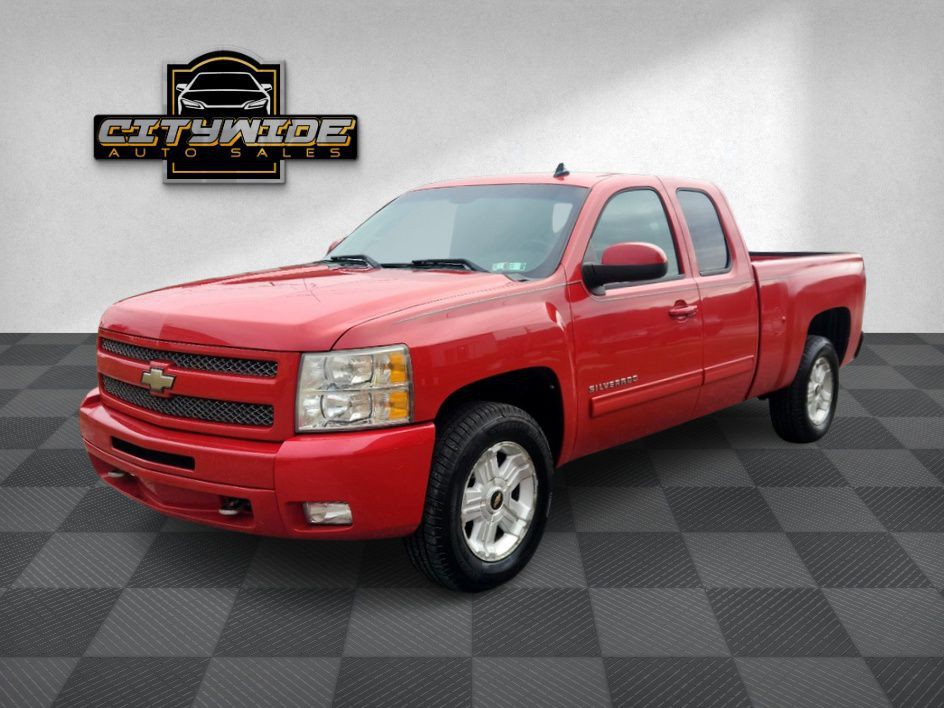 2011 Chevrolet Silverado 1500 Image 1