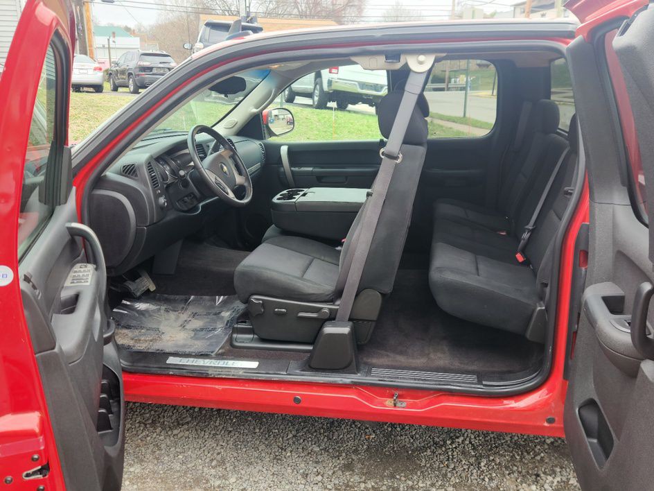 2011 Chevrolet Silverado 1500 Image 12